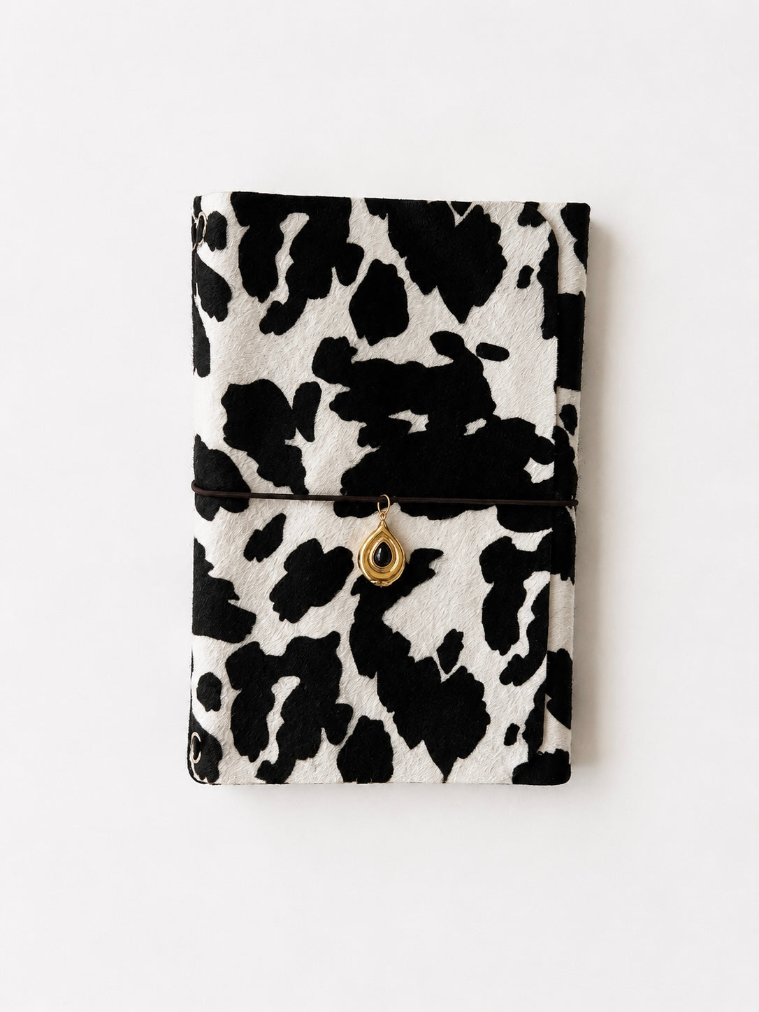 Fur édition - Cow black and white