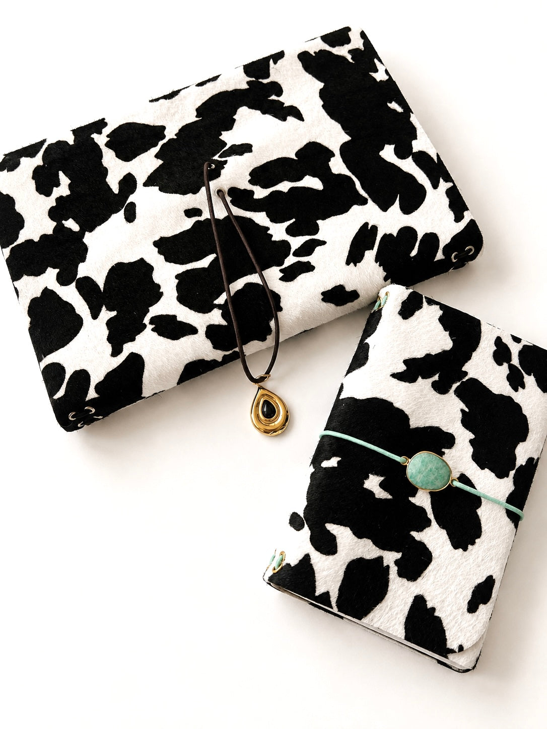 Fur édition - Cow black and white